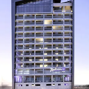 https://radisson-blu-hotel-larnaca.hotelsatayianapa.com