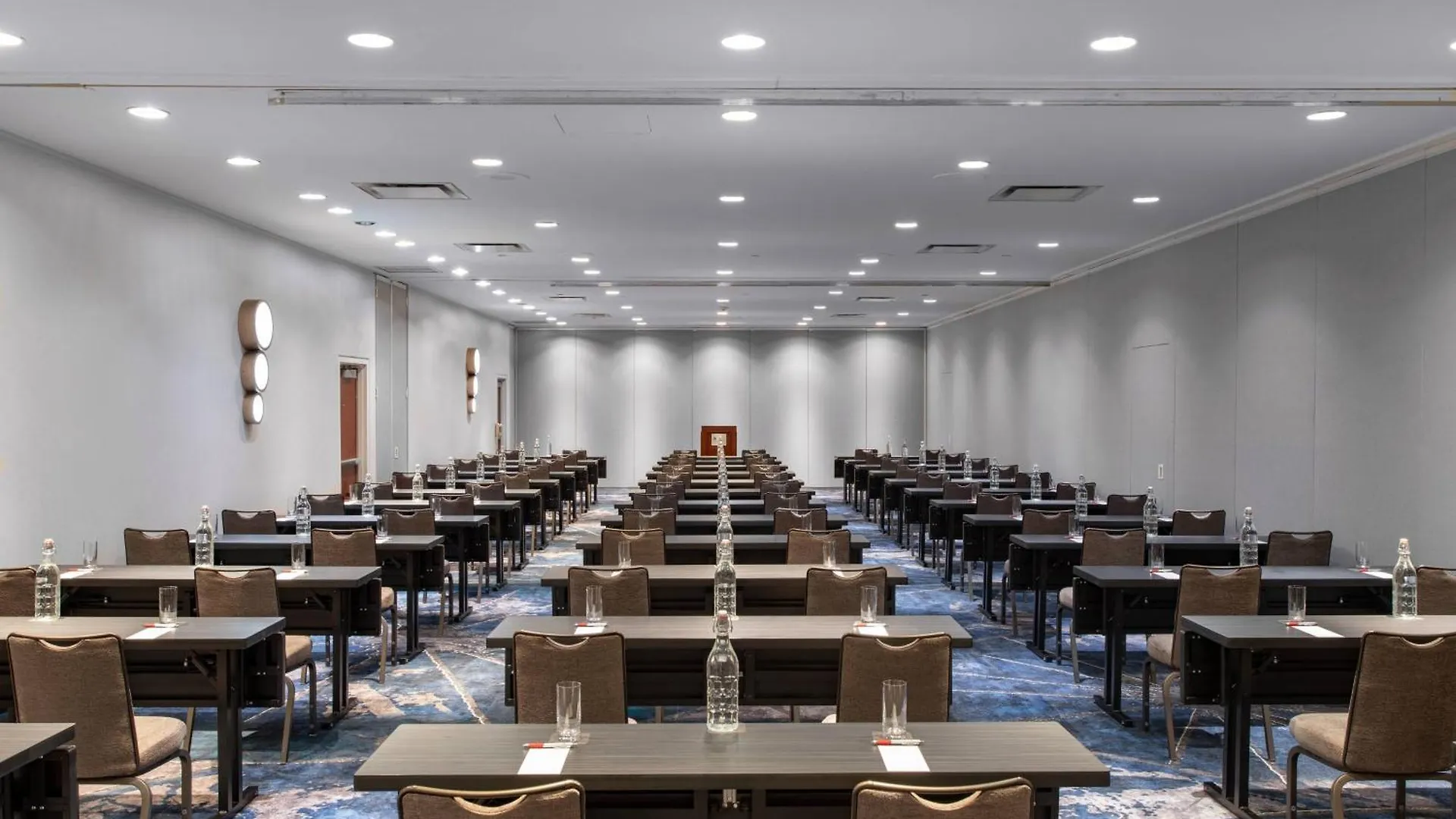 *****  New York Marriott Marquis Hotel United States