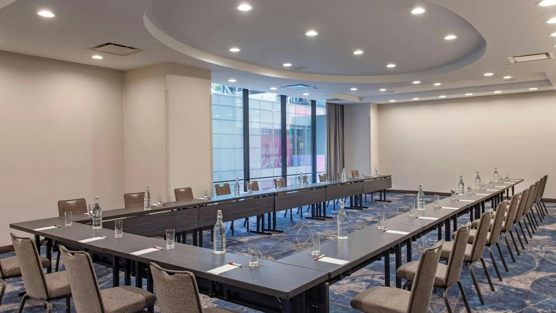 New York Marriott Marquis Hotel