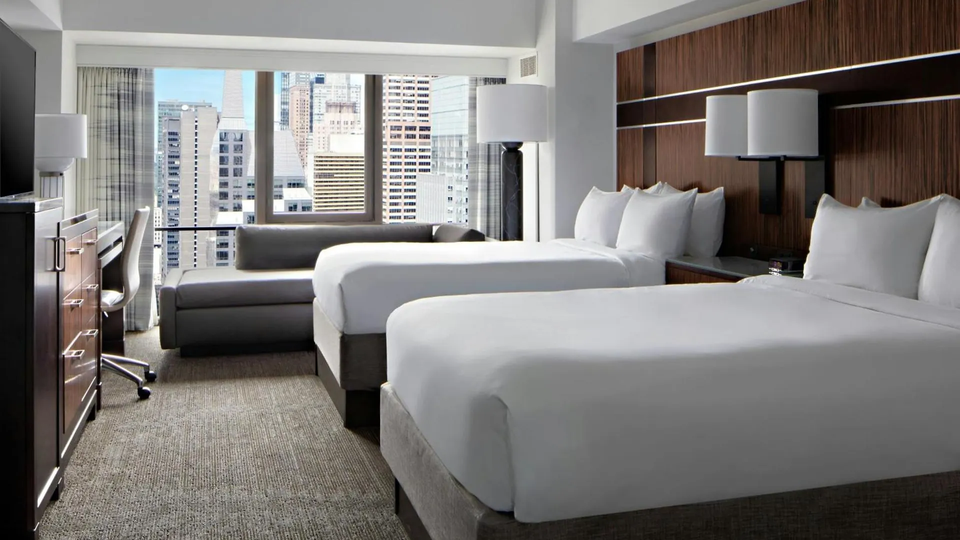 *****  New York Marriott Marquis Hotel United States