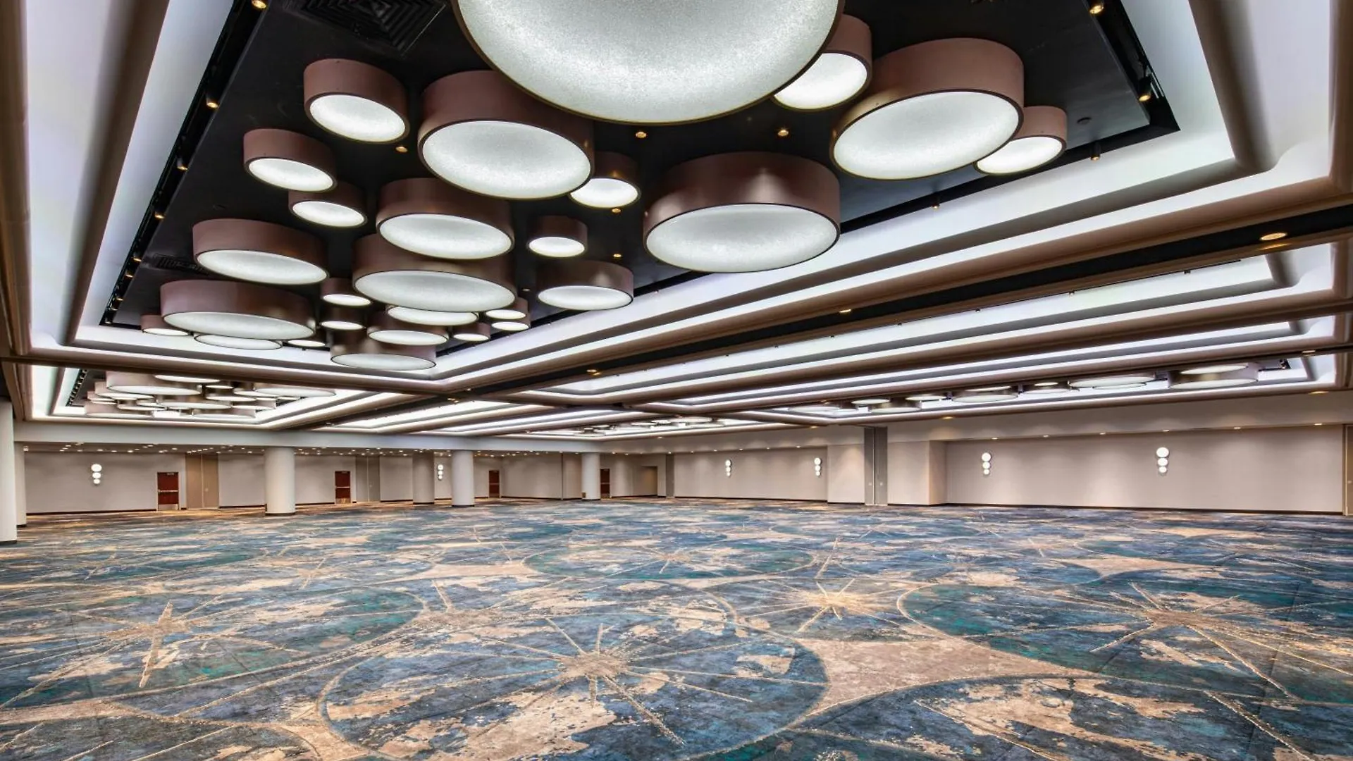 New York Marriott Marquis Hotel  New York