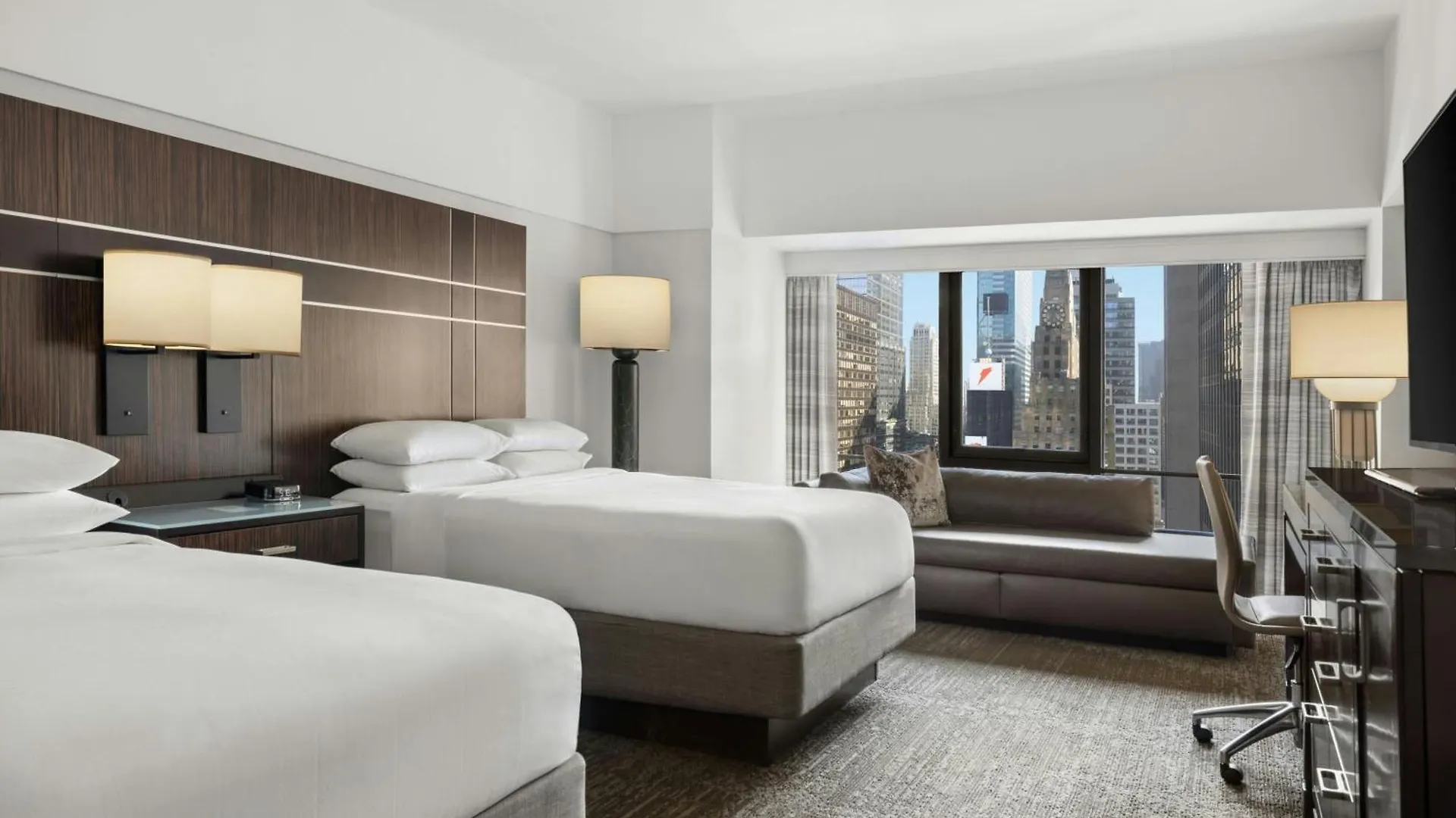 New York Marriott Marquis Hotel 5*, New York United States