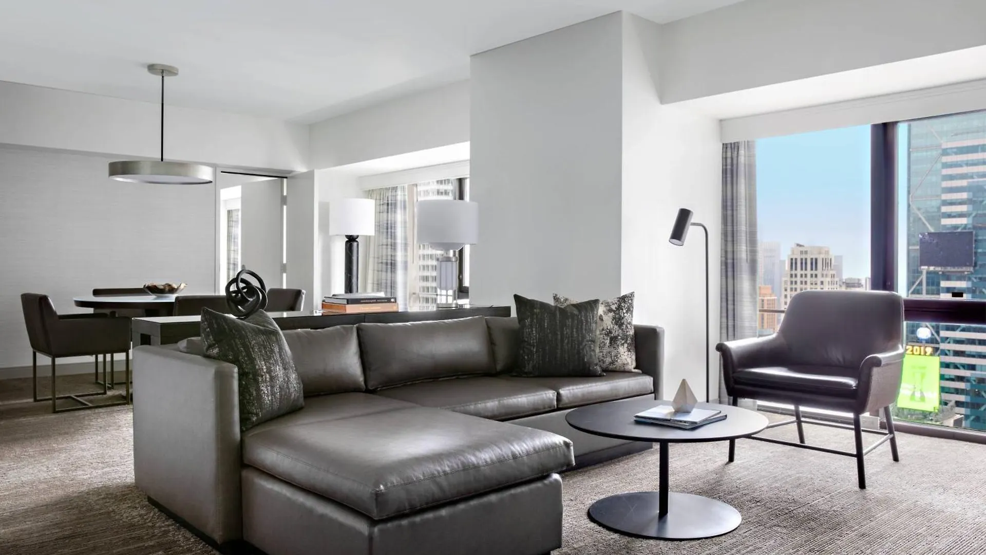 New York Marriott Marquis Hotel 5*, New York