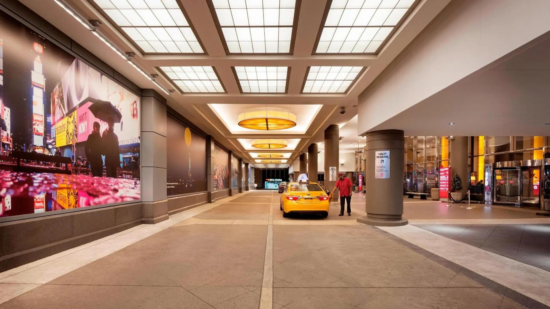 New York Marriott Marquis Hotel