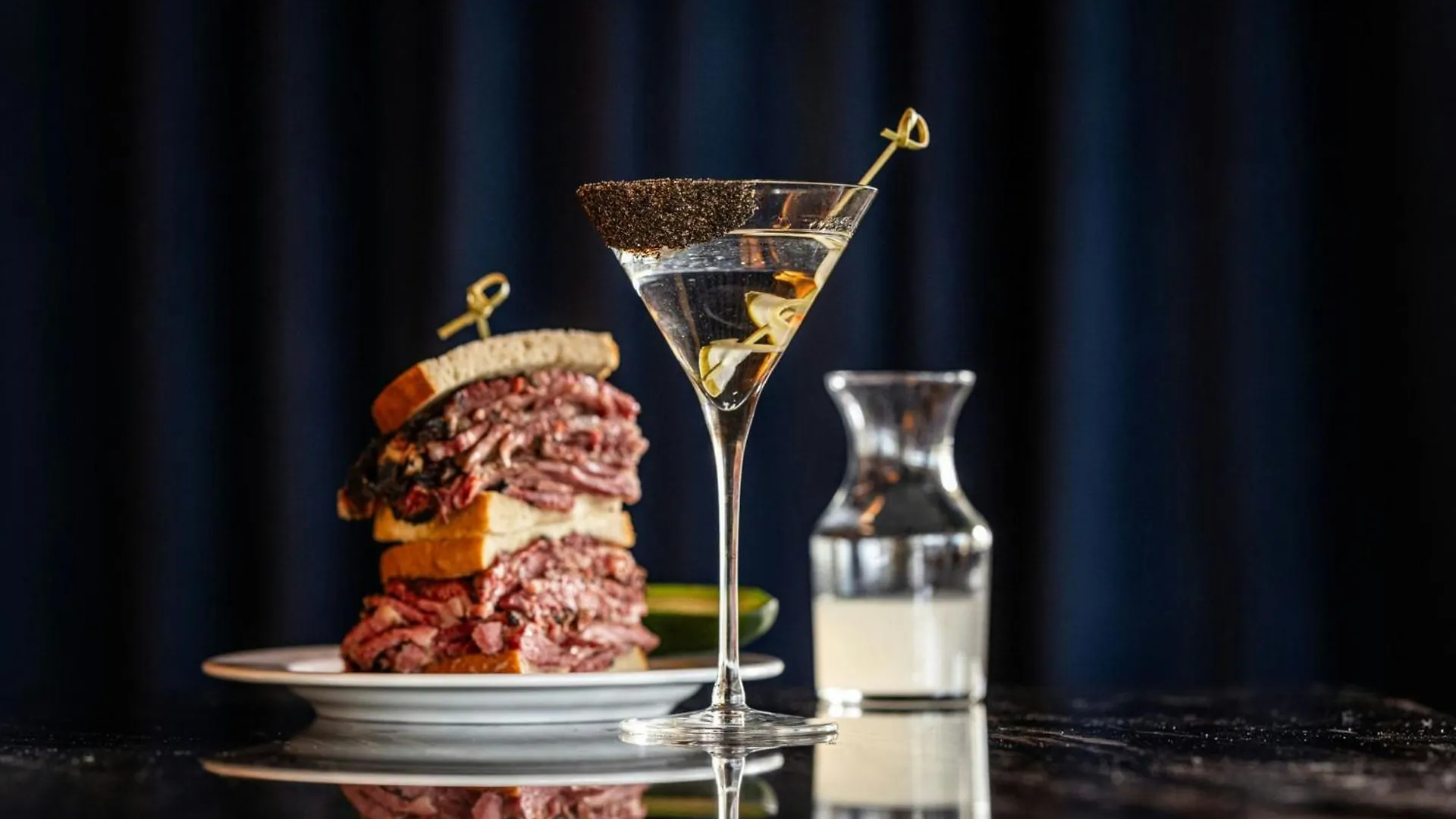 New York Marriott Marquis Hotel 5*, New York United States