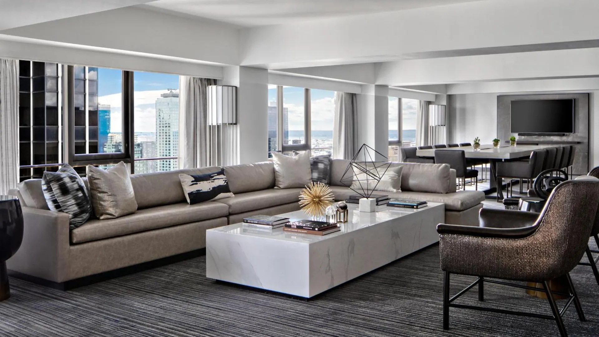 New York Marriott Marquis Hotel